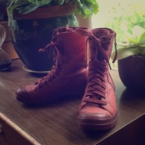 Palladium Hi Leather Boot